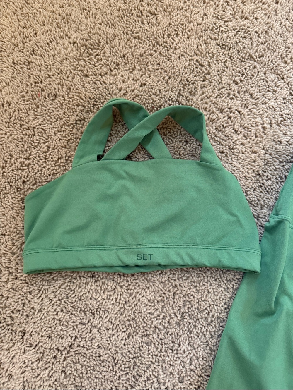 SET Active sports bra and leggings set - Picture 2 of 7